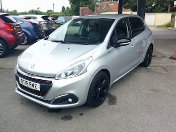 Used Peugeot 208 2016 for sale - 78927452: Photo