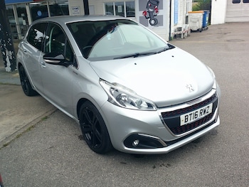 Used Peugeot 208 2016 for sale - 78927452: Photo