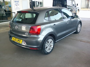 Used Volkswagen Polo 2015 for sale - 75567740: Photo