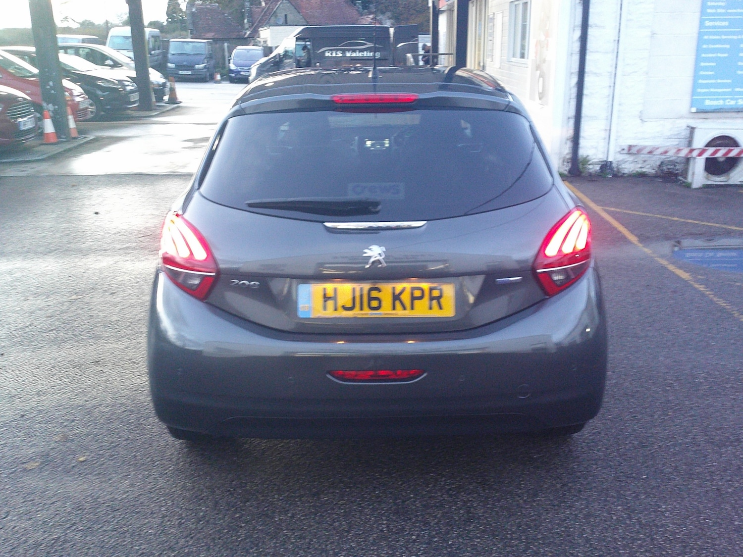 Used Peugeot 208 2016 for sale - 76466141: Photo 11