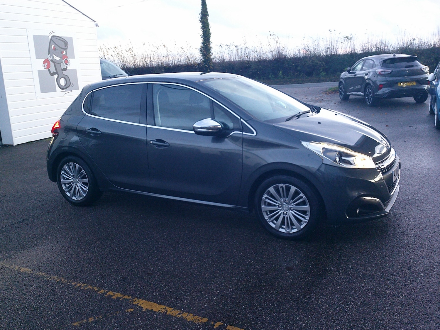 Used Peugeot 208 2016 for sale - 76466141: Photo 14