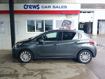 Used Peugeot 208 2016 for sale - 76466141: Photo