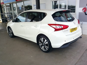 Used Nissan Pulsar 2016 for sale - 79557330: Photo