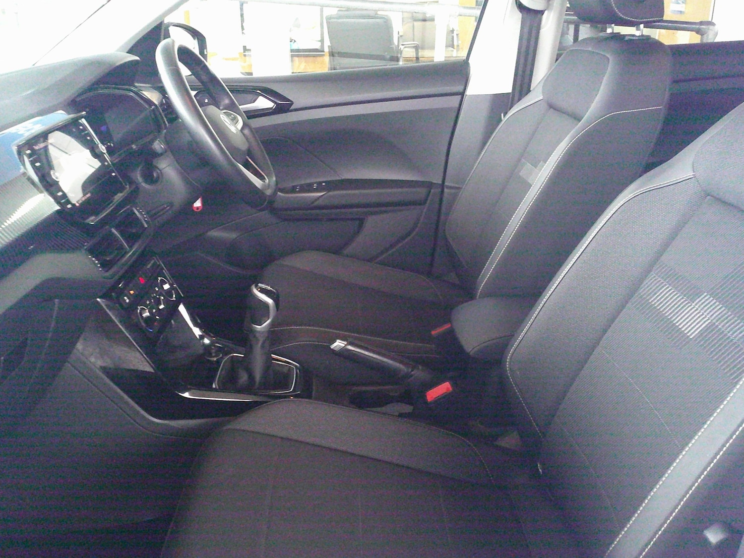 Used Volkswagen T-Cross 2023 for sale - 77160014: Photo 6