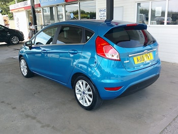 Used Ford Fiesta 2015 for sale - 79097986: Photo