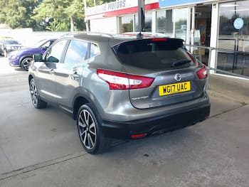 Used Nissan Qashqai 2017 for sale - 79746272: Photo