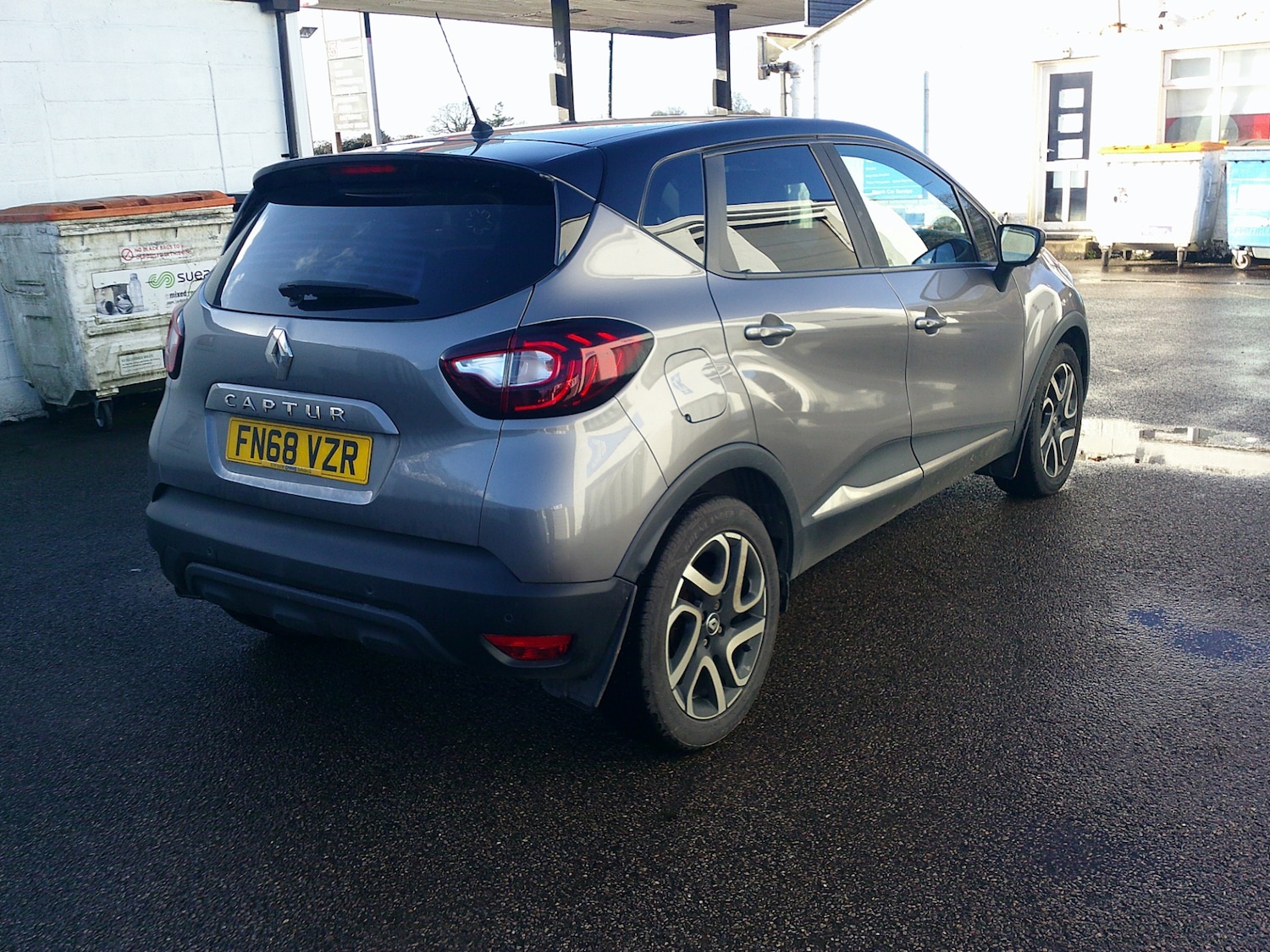 Used Renault Captur 2018 for sale - 76971871: Photo 2