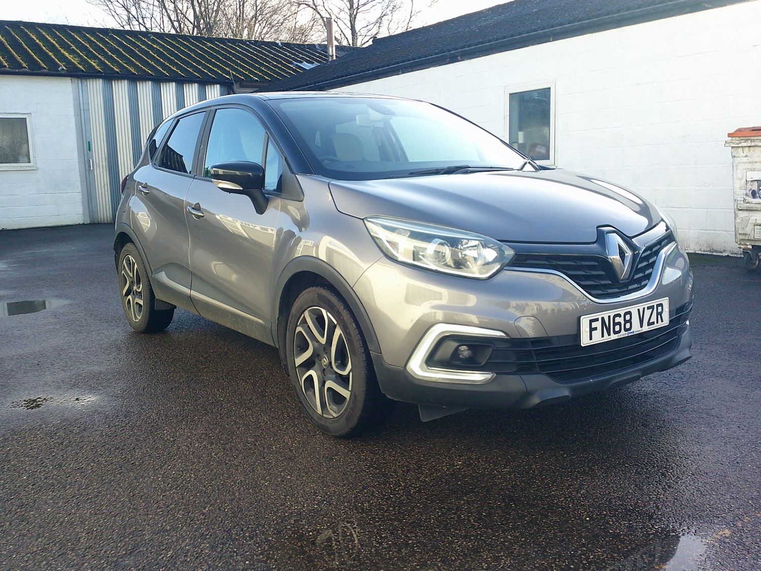 Used Renault Captur 2018 for sale - 76971871: Photo 4