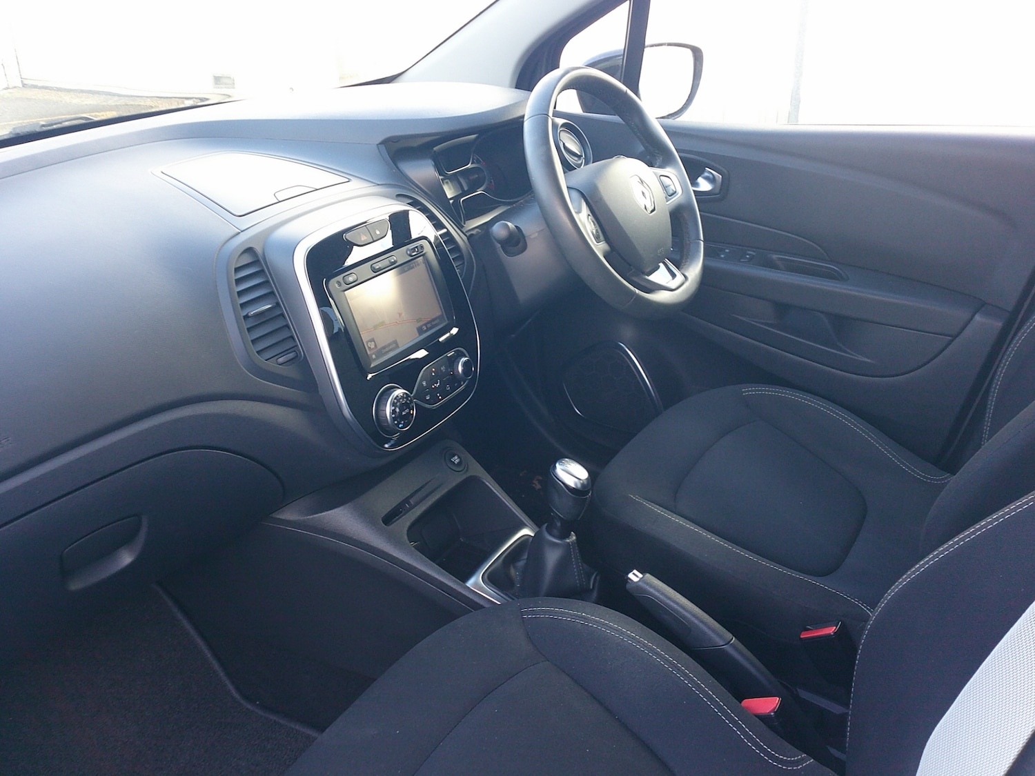 Used Renault Captur 2018 for sale - 76971871: Photo 7