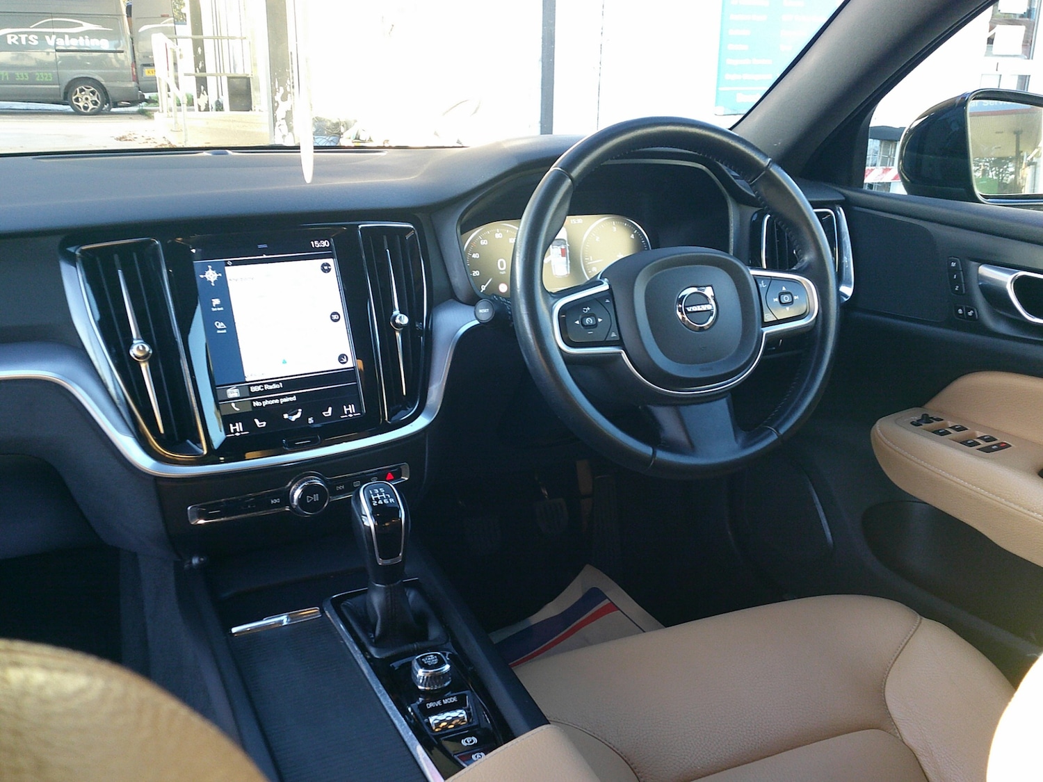 Used Volvo V60 2020 for sale - 76589062: Photo 8