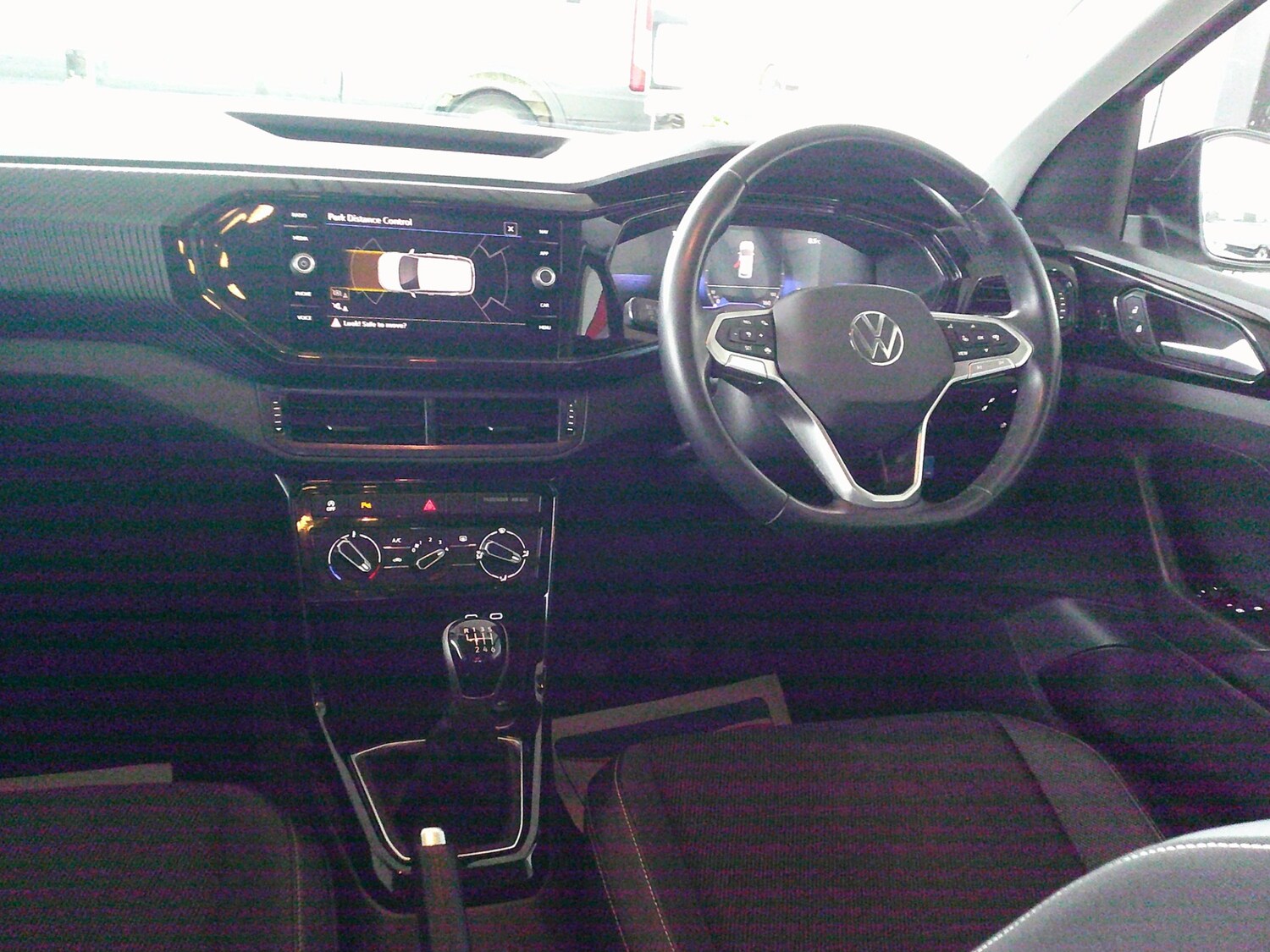 Used Volkswagen T-Cross 2023 for sale - 78042650: Photo 8