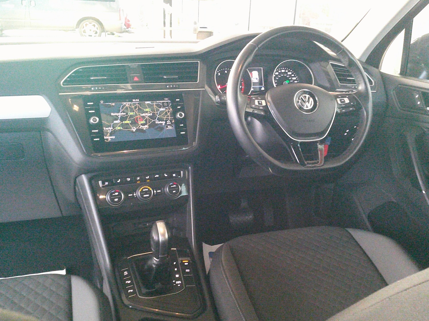 Used Volkswagen Tiguan 2018 for sale - 76625410: Photo 15