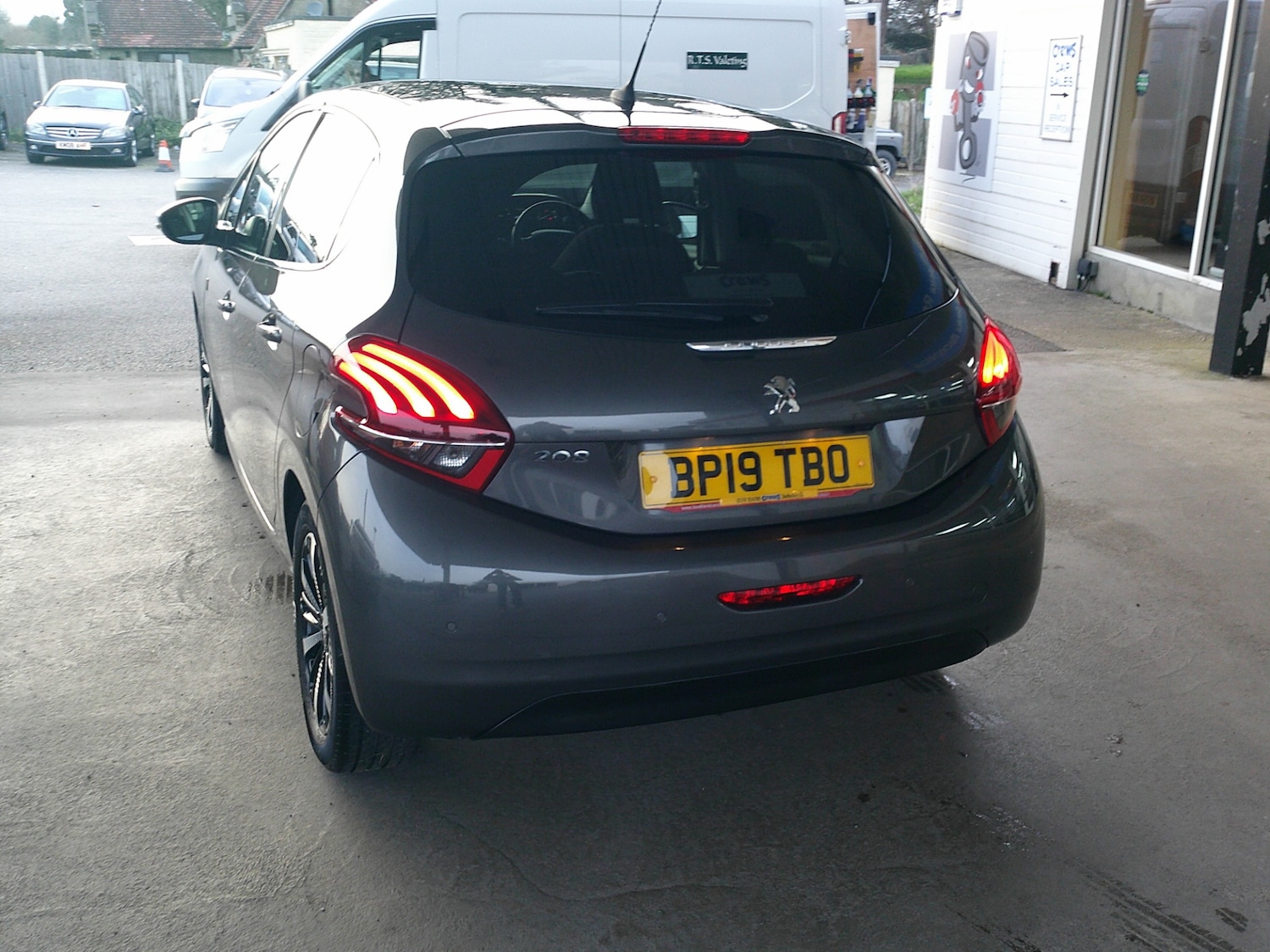 Used Peugeot 208 2019 for sale - 77758938: Photo 12