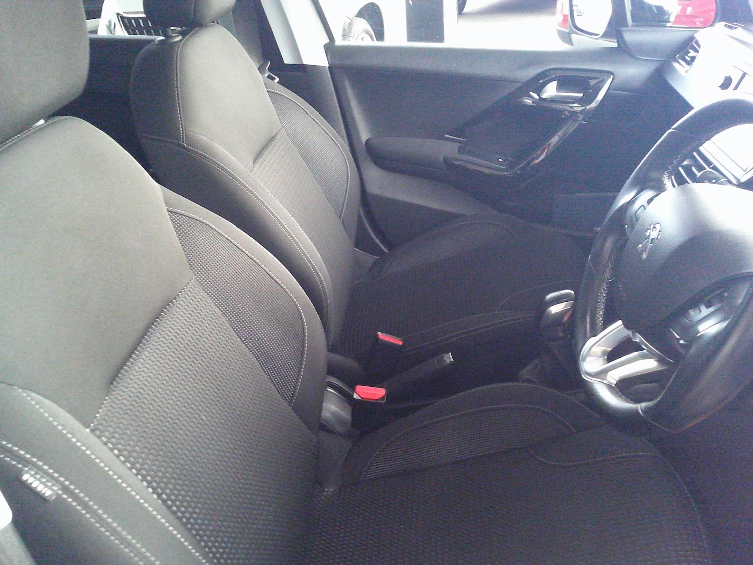 Used Peugeot 208 2019 for sale - 77758938: Photo 17