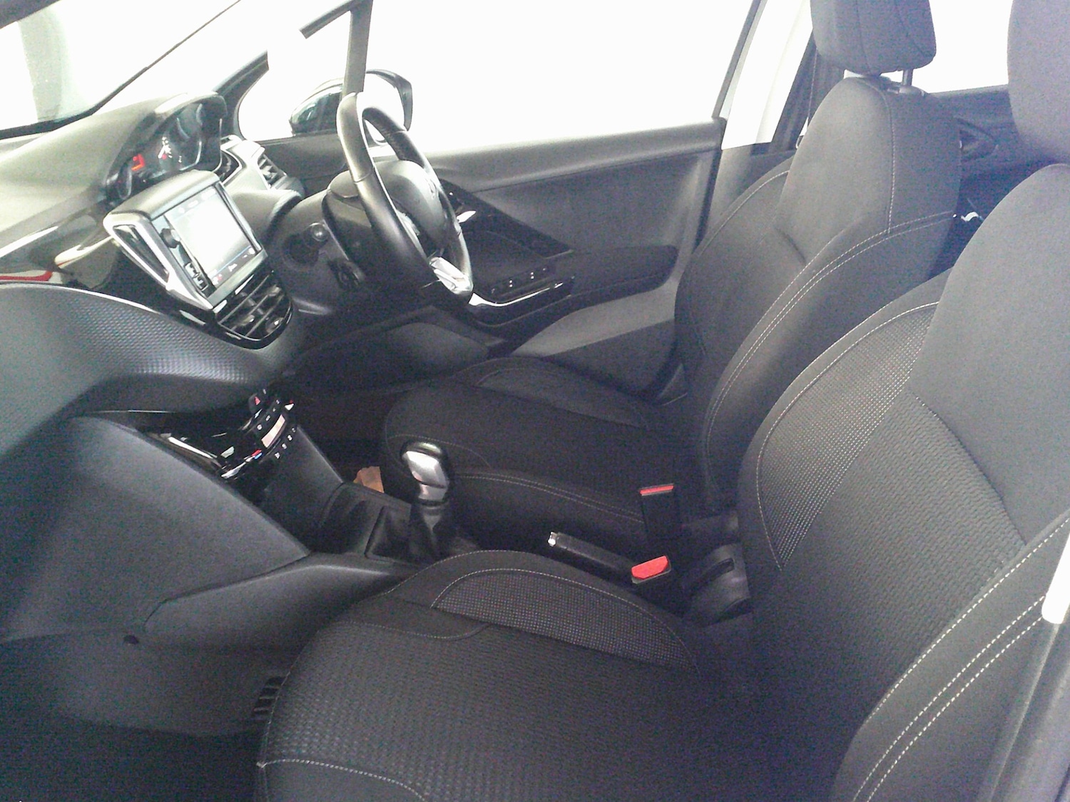 Used Peugeot 208 2019 for sale - 77758938: Photo 6