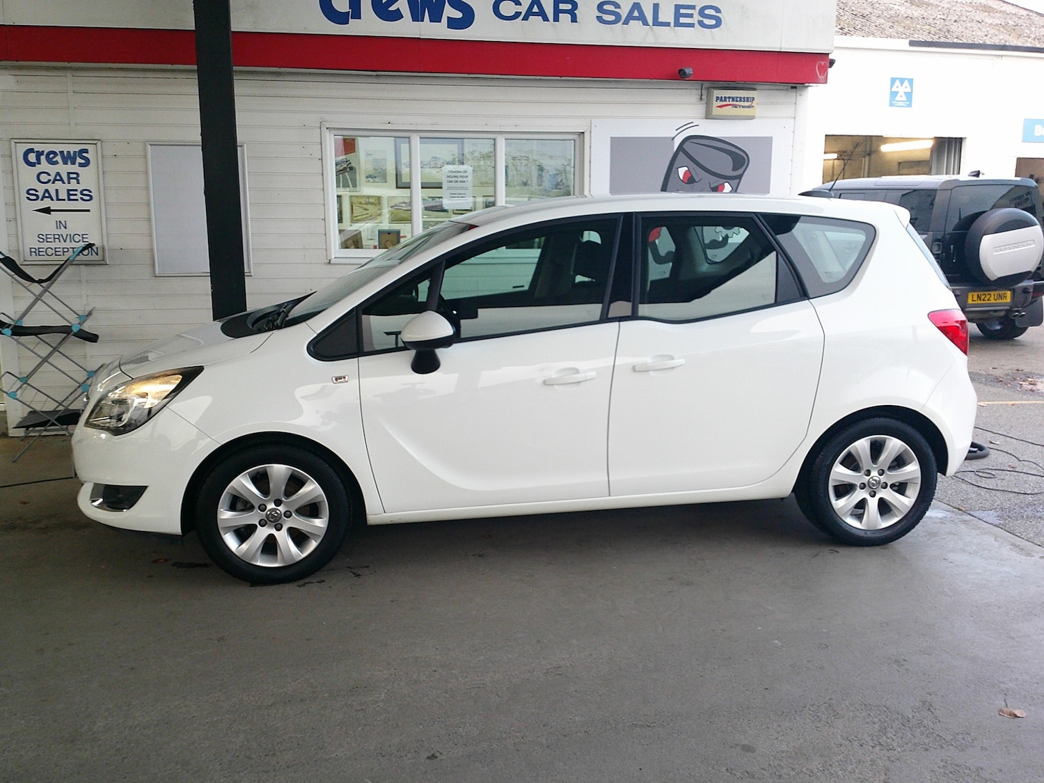 Used Vauxhall Meriva 2017 for sale - 76340799: Photo 2