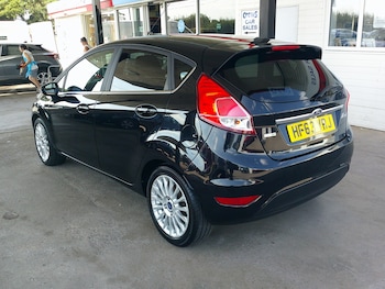 Used Ford Fiesta 2013 for sale - 79219942: Photo
