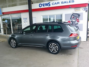 Used Volkswagen Golf 2019 for sale - 78340520: Photo