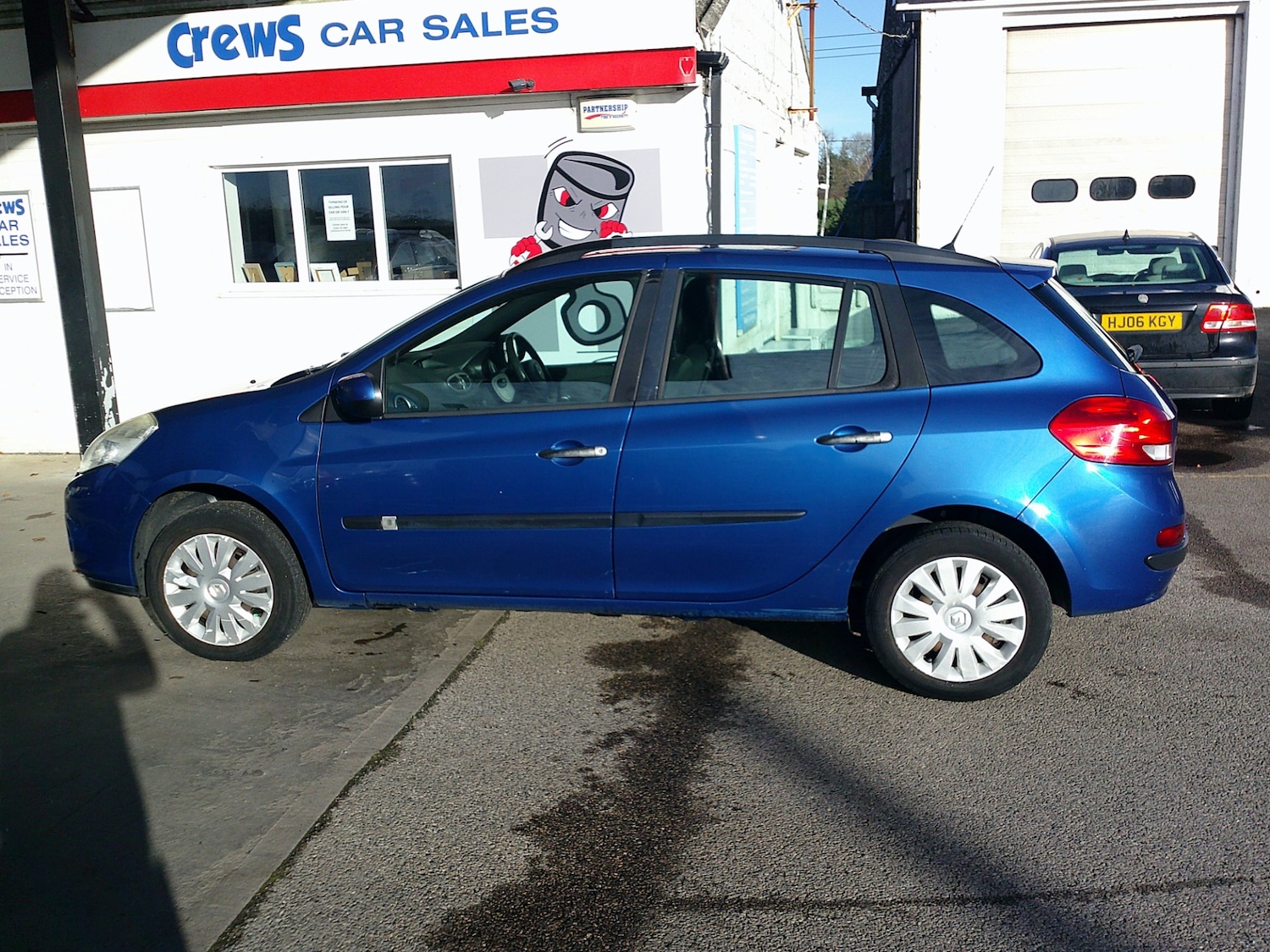 Used Renault Clio 2009 for sale - 76663627: Photo 2