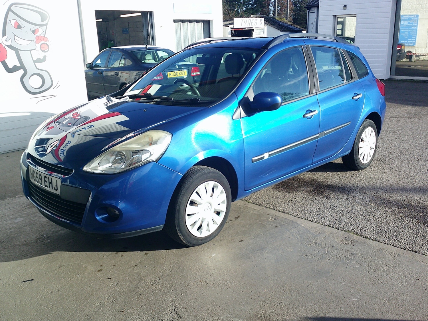 Used Renault Clio 2009 for sale - 76663627: Photo 24