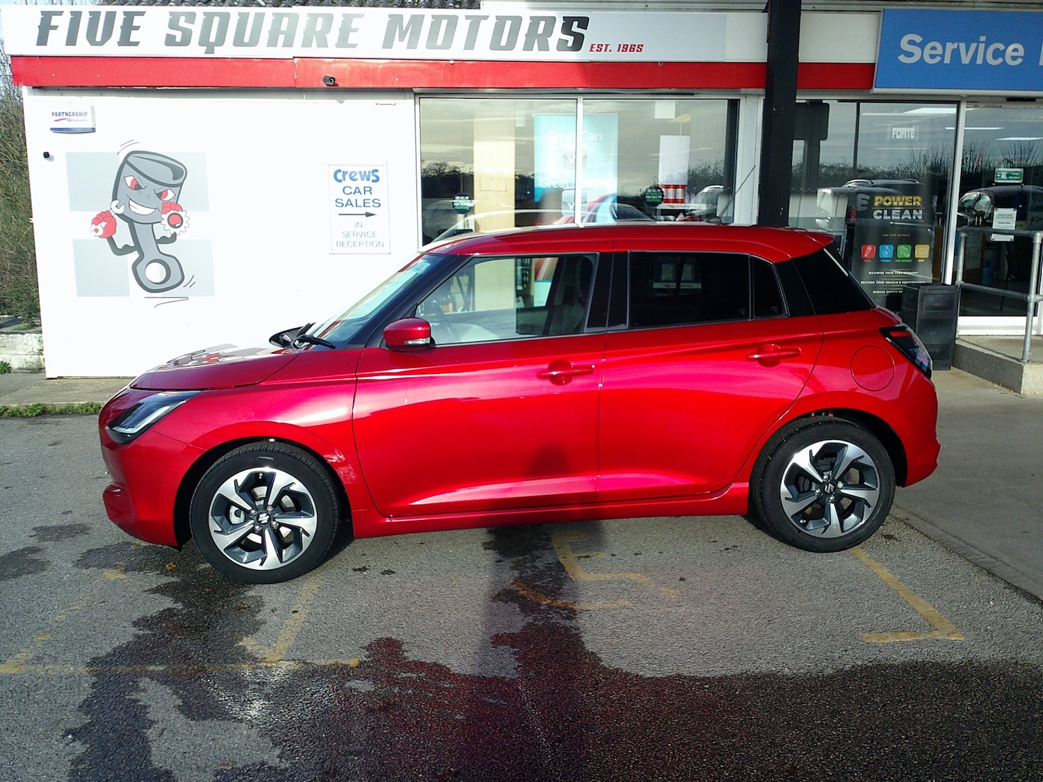 Used Suzuki Swift 2024 for sale - 76627082: Photo 2