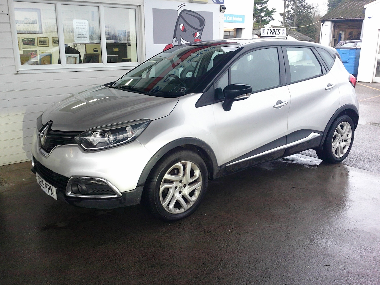 Used Renault Captur 2015 for sale - 77220664: Photo 11