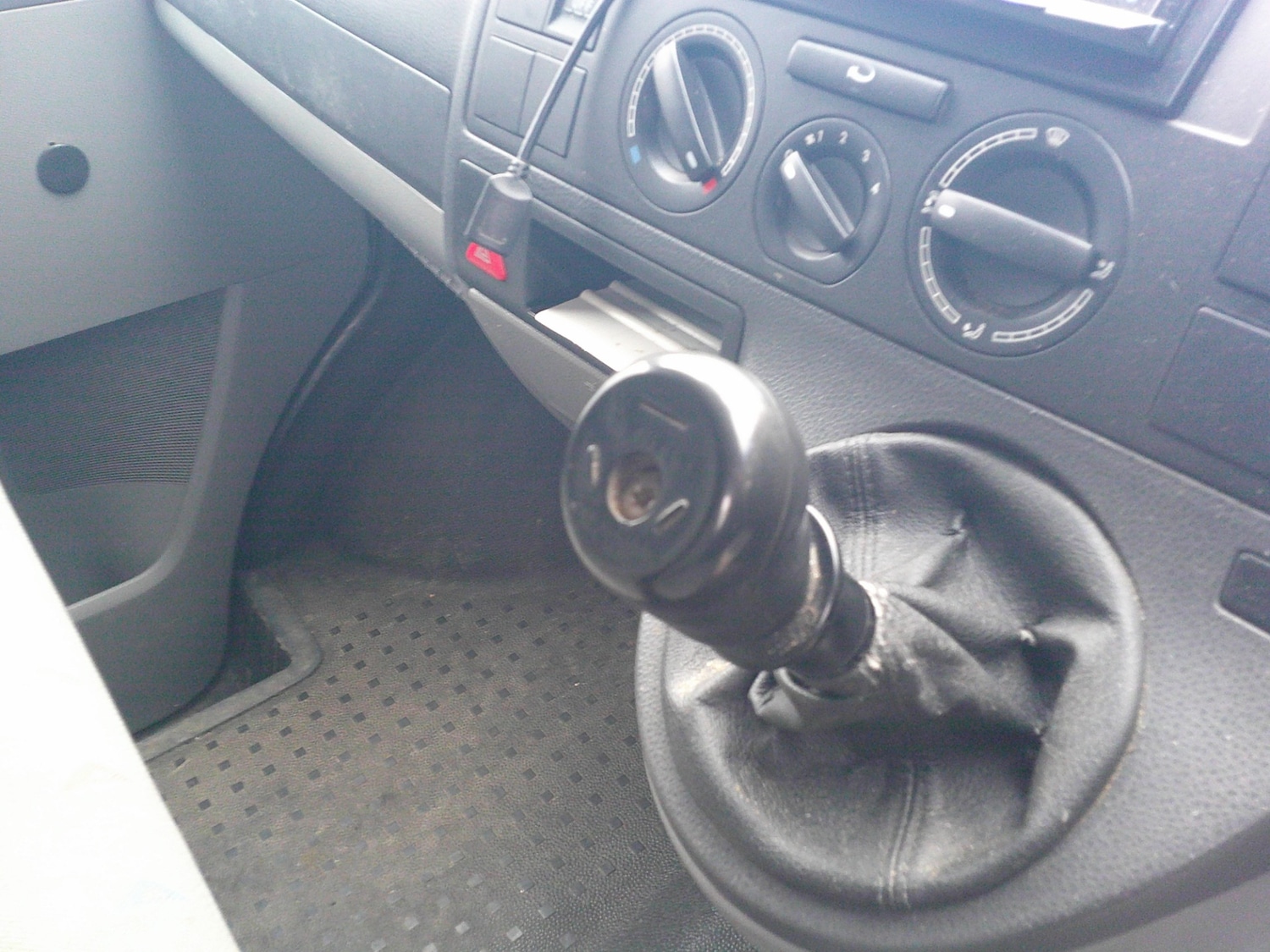 Used Volkswagen Transporter 2007 for sale - 77271318: Photo 22