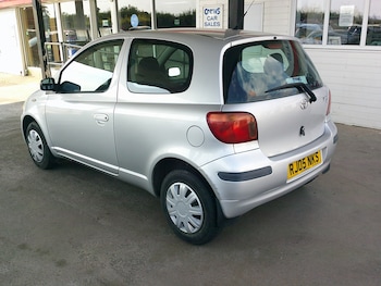Used Toyota Yaris 2005 for sale - 79184748: Photo