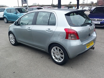 Used Toyota Yaris 2008 for sale - 77864617: Photo