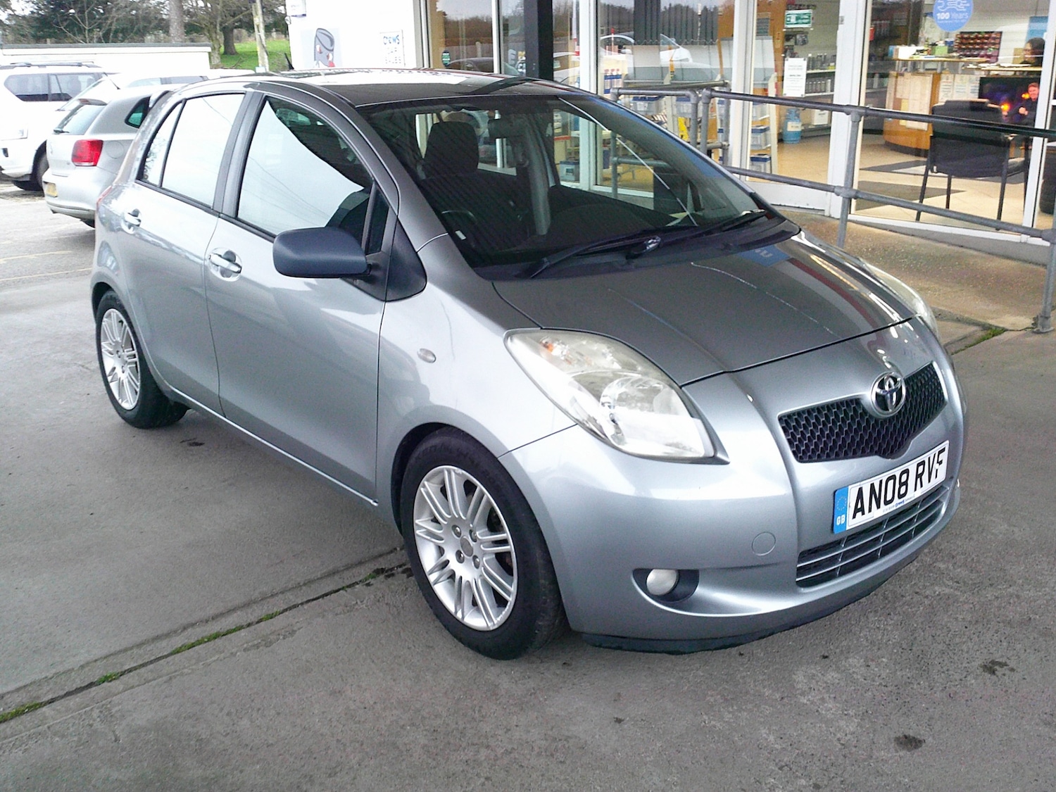 Used Toyota Yaris 2008 for sale - 77864617: Photo 4