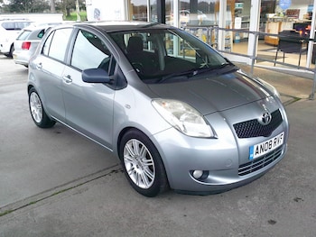 Used Toyota Yaris 2008 for sale - 77864617: Photo