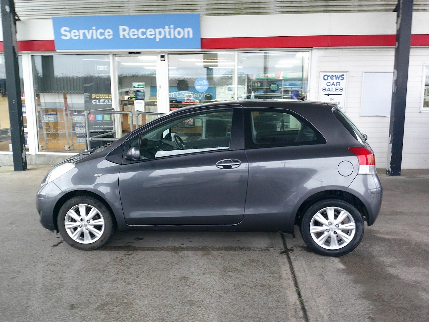 Used Toyota Yaris 2009 for sale - 77274575: Photo 2