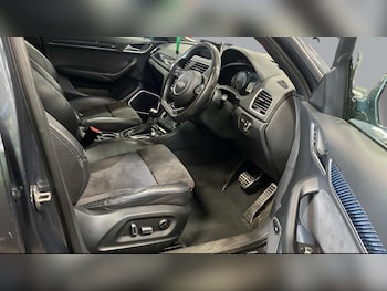 Used Audi RS Q3 2016 for sale - 76107069: Photo
