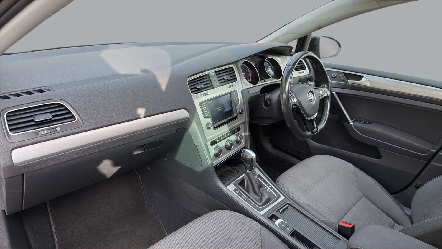 Used Volkswagen Golf 2016 for sale - 76357790: Photo 10