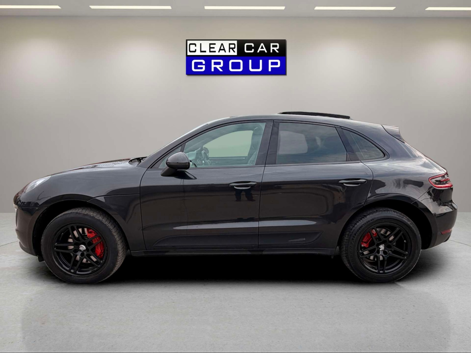 Used Porsche Macan 2016 for sale - 78021329: Photo 2