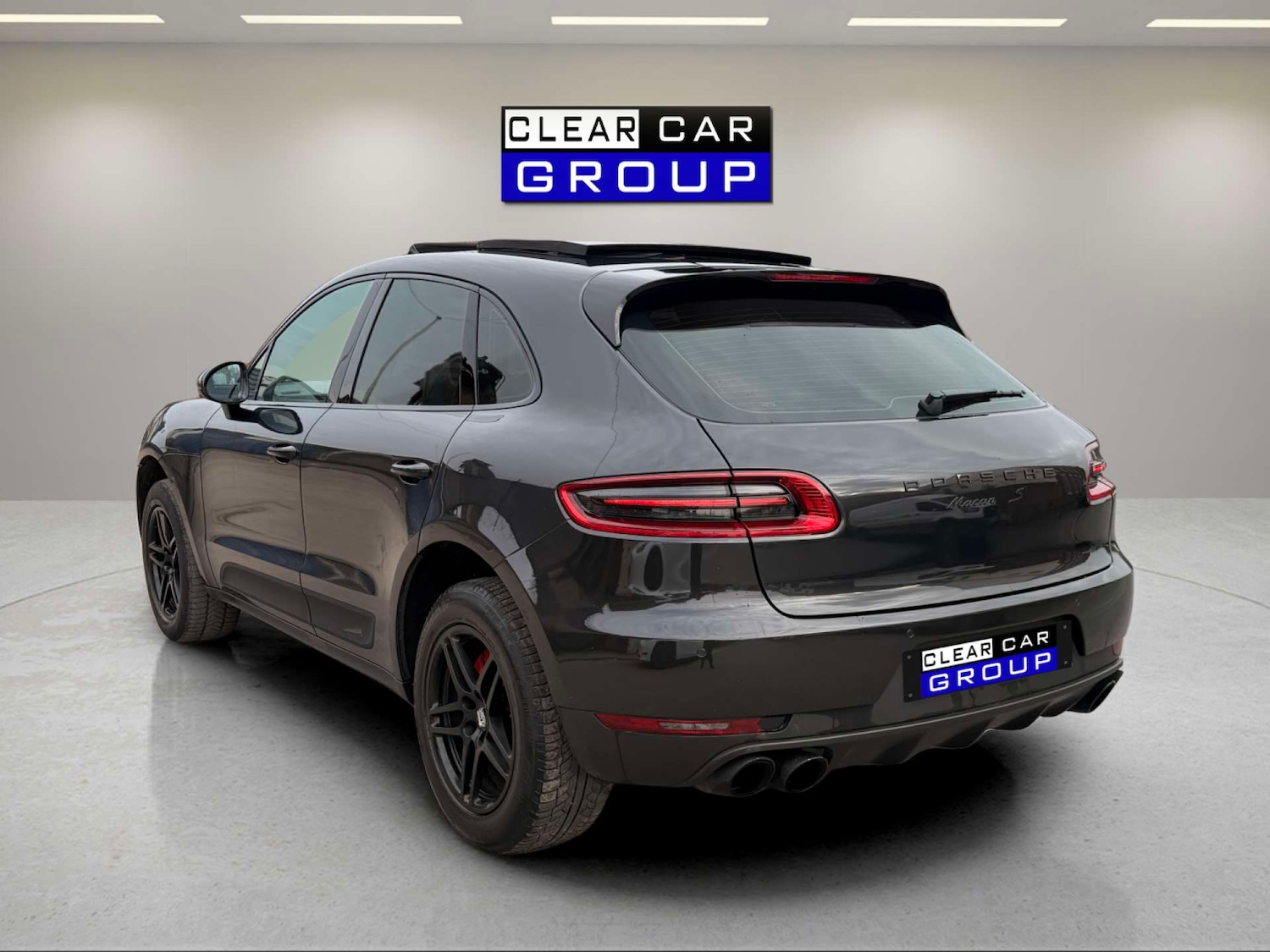 Used Porsche Macan 2016 for sale - 78021329: Photo 4