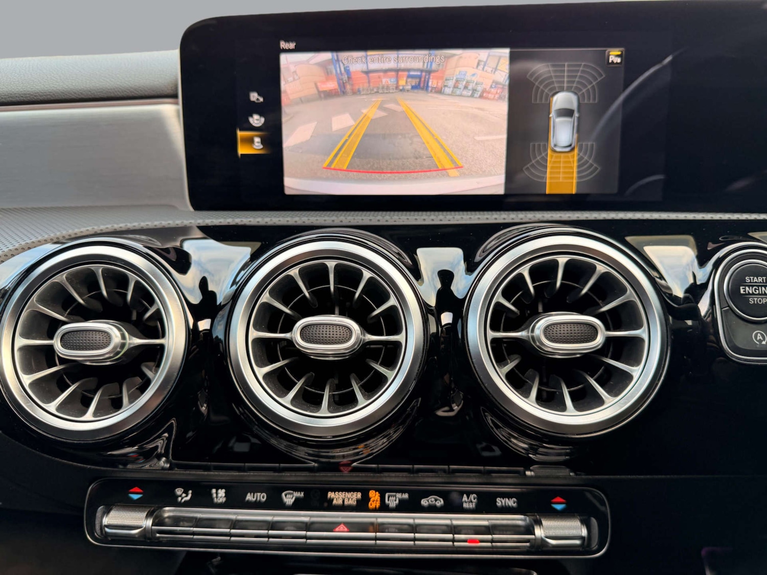 Used Mercedes-Benz A-Class 2019 for sale - 76557808: Photo 11