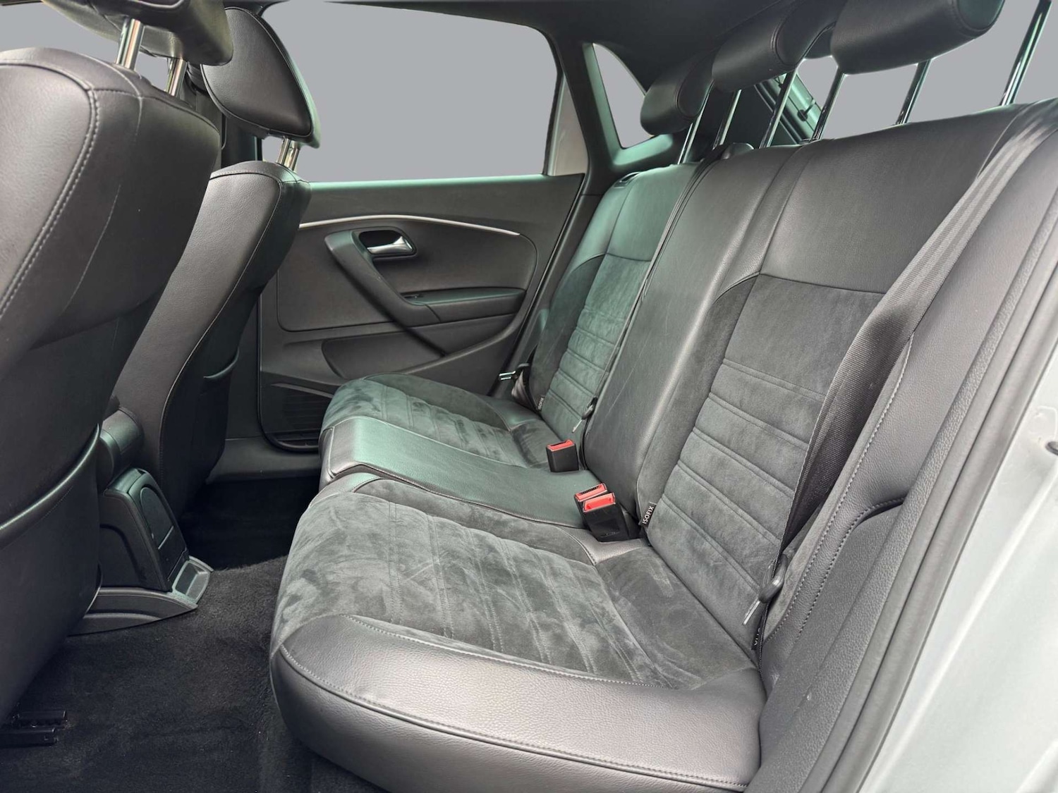 Used Volkswagen Polo 2016 for sale - 76107034: Photo 11