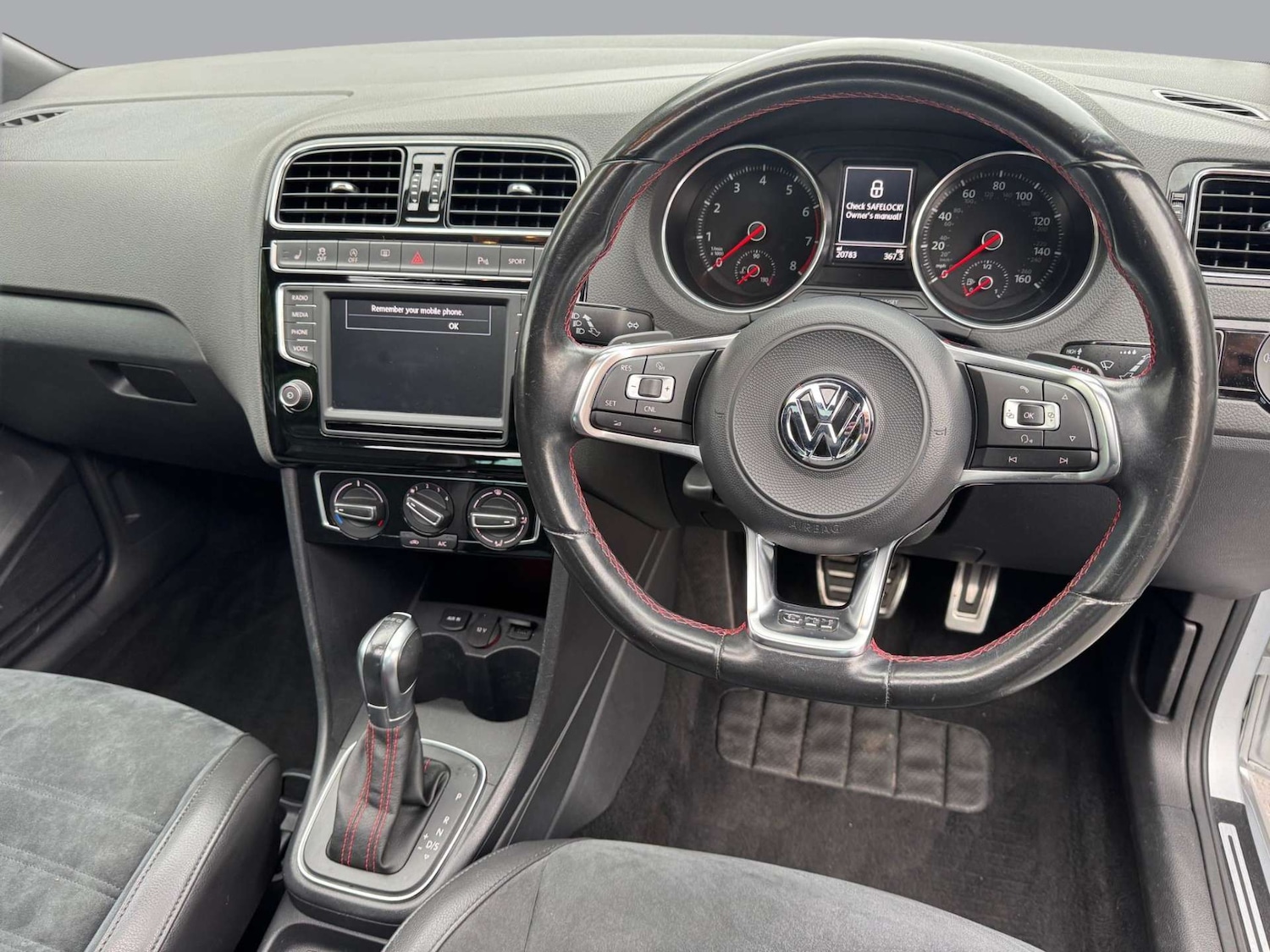 Used Volkswagen Polo 2016 for sale - 76107034: Photo 17
