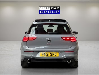 Used Volkswagen Golf 2021 for sale - 76070088: Photo