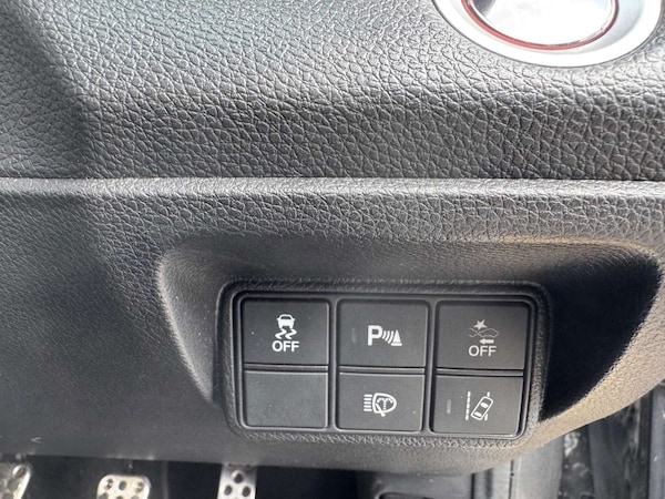 Used Honda Civic 2018 for sale - 76107052: Photo 13