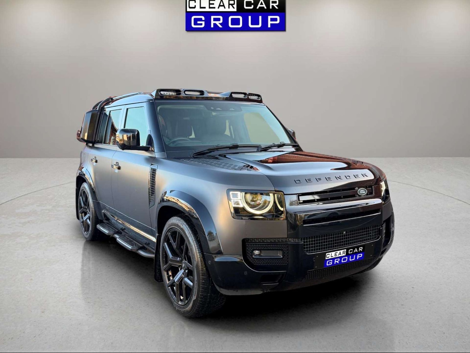 Used Land Rover Defender 2021 for sale - 78064266: Photo 2