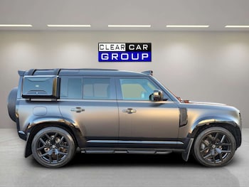 Used Land Rover Defender 2021 for sale - 78064266: Photo