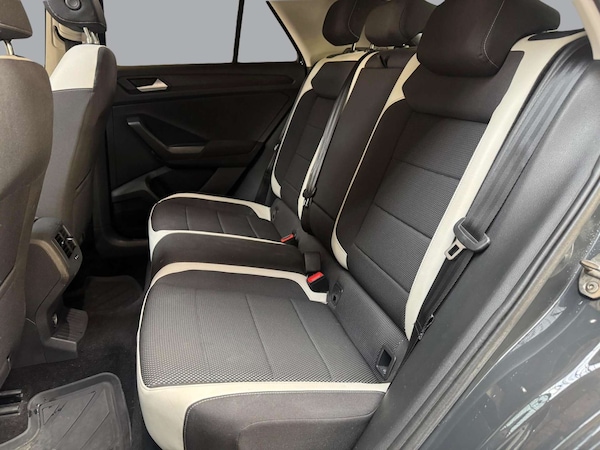 Used Volkswagen T-Roc 2018 for sale - 76107053: Photo 14