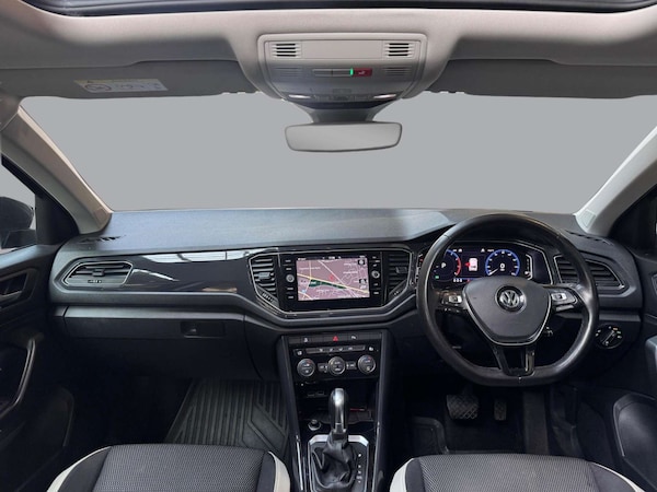 Used Volkswagen T-Roc 2018 for sale - 76107053: Photo 17