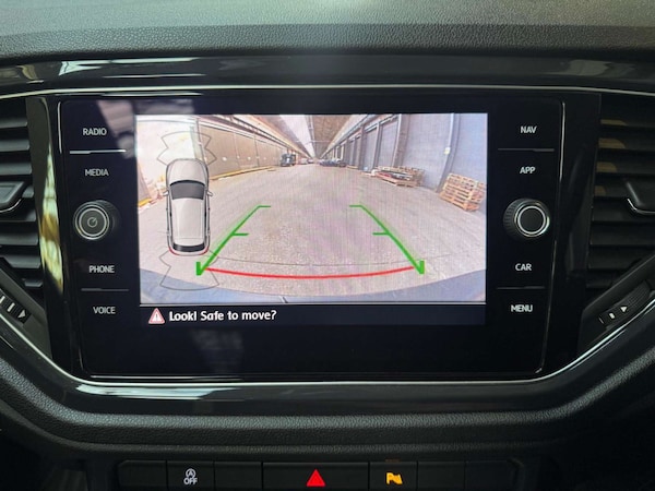Used Volkswagen T-Roc 2018 for sale - 76107053: Photo 18
