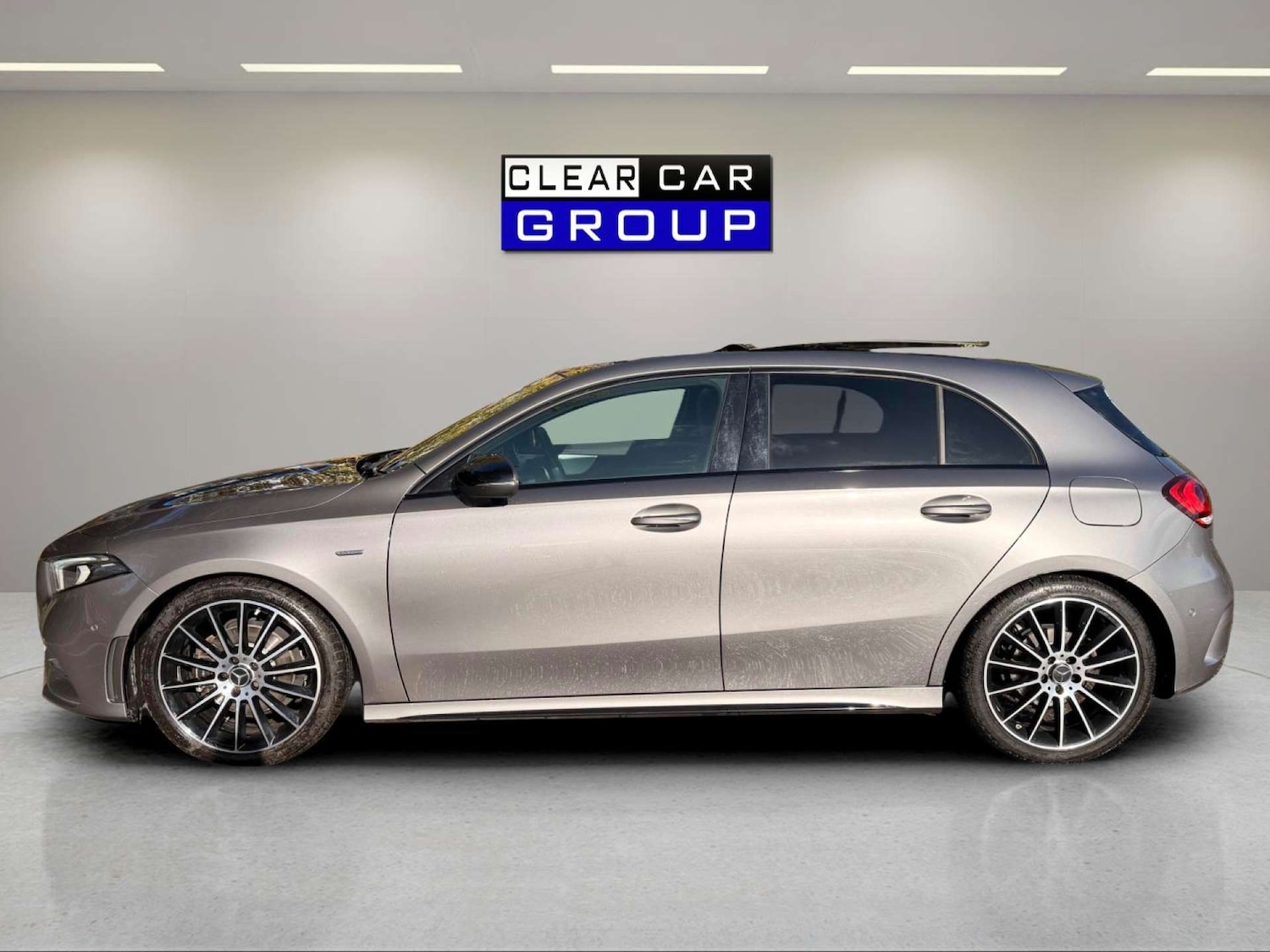 Used Mercedes-Benz A-Class 2020 for sale - 76453680: Photo 2