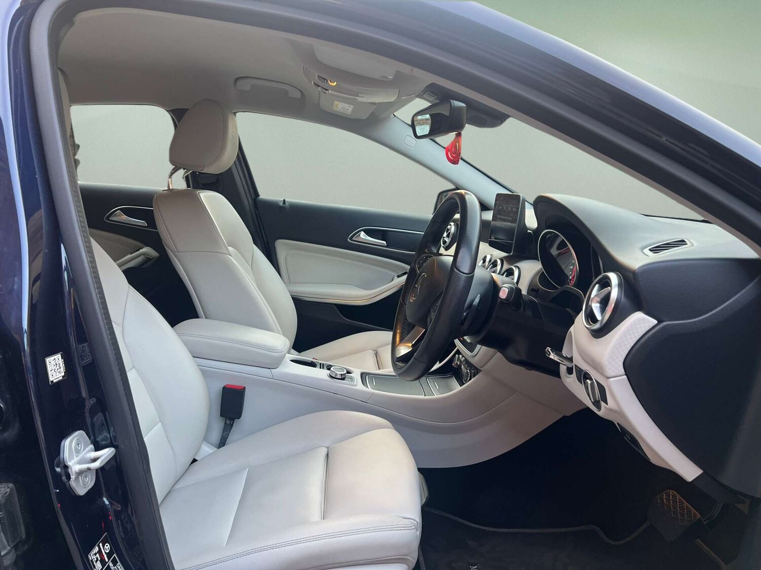 Used Mercedes-Benz A-Class 2018 for sale - 78064284: Photo 10