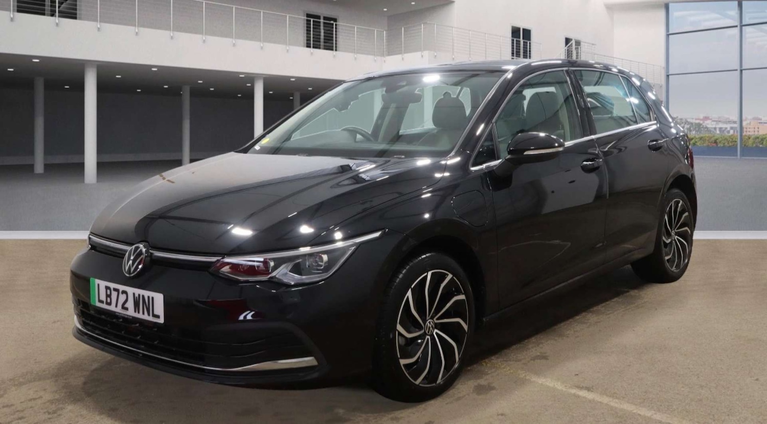 Used Volkswagen Golf 2022 for sale - 76641612: Photo 1