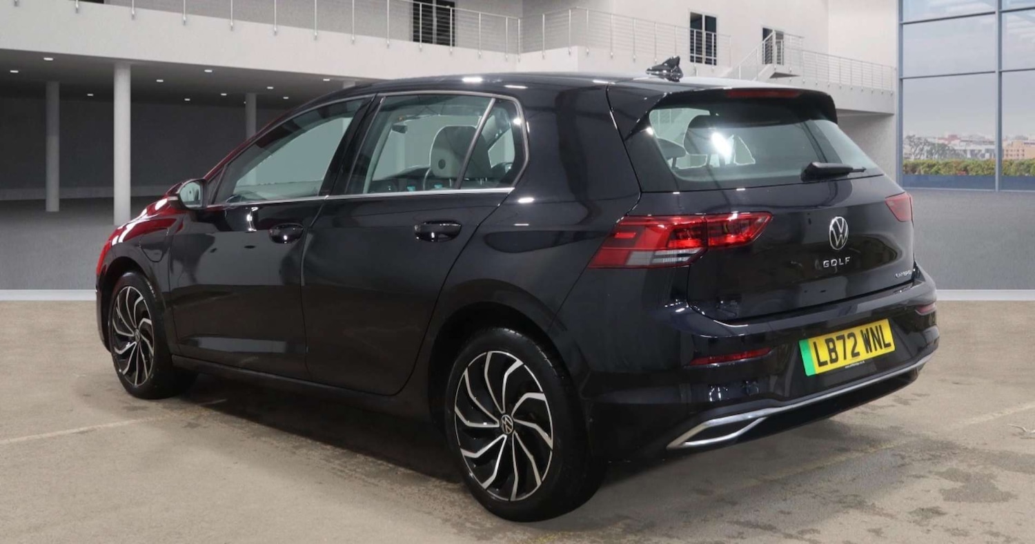 Used Volkswagen Golf 2022 for sale - 76641612: Photo 2